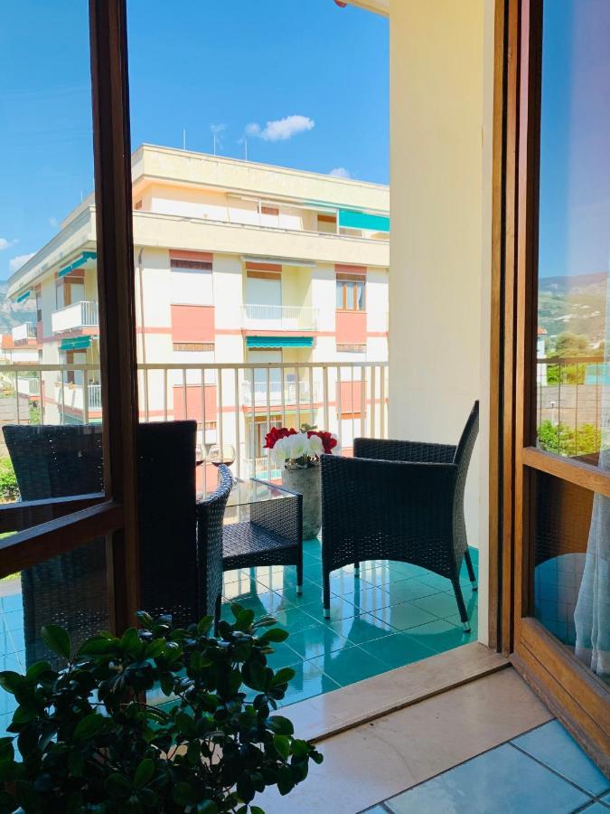 Ferienwohnung Sorrento Moon Exterior foto
