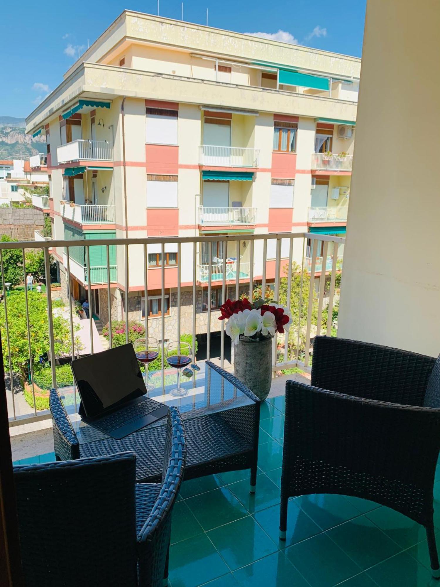 Ferienwohnung Sorrento Moon Exterior foto